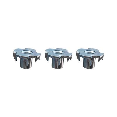 เหล็กชุบป้องกันสิ่งแวดล้อม Blue Zinc T Nuts Four Claw สำหรับเฟอร์นิเจอร์ไม้
