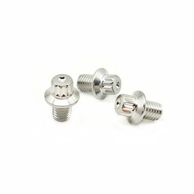 สกรูตกแต่งล้อ M4