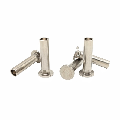 โรงงานขายส่งยอดขายที่กําหนดเอง หัวเรียบครึ่งขุม Rivet ไม่ Riveted เหล็ก serrated Rivet ไม่มาตรฐานสกรู