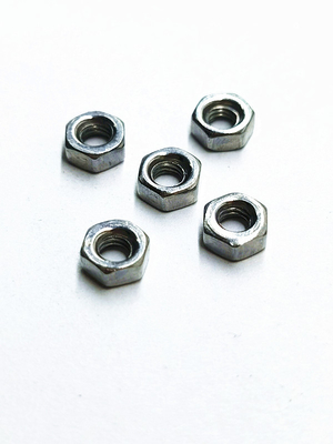 Hex Nut Zinc Nickel Alloy เครื่องเชื่อมเหล็กไร้สแตนเลส สีเดิม