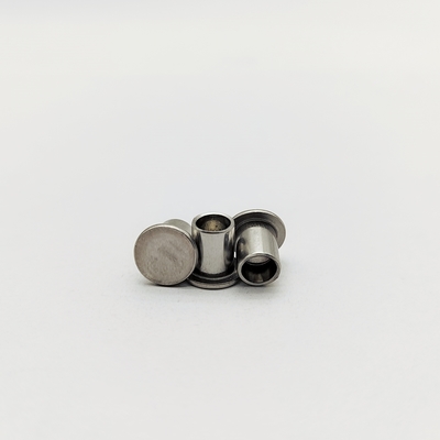 304 สแตนเลส ซีมี่ทูบูลาร์ ริเวท หัวเรียบ DIN 7340 M3-M8