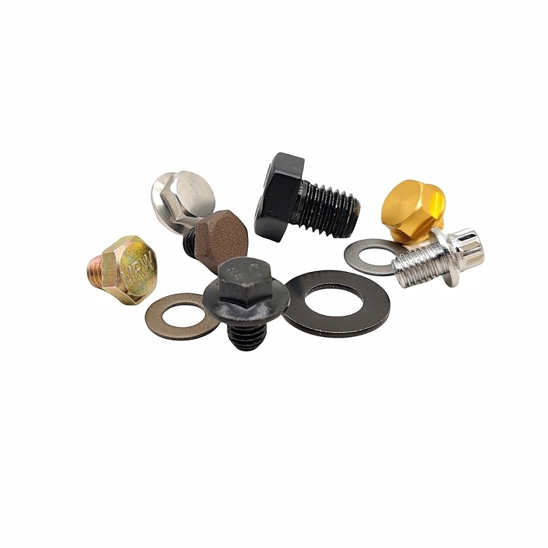 ความแข็งแกร่งสูง ข้างนอก Hexagon Screw Oxidation Blackening Carbon Steel ข้างนอก Hexagon เครื่องประดับเล็บ