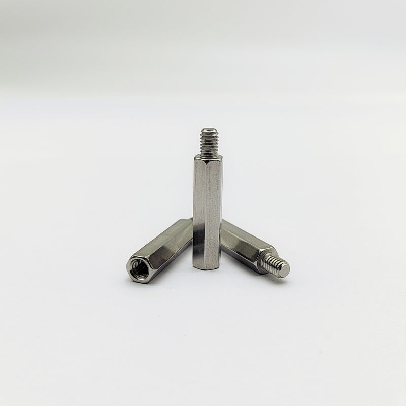 304 สแตนเลส Hex Standoff Screw M2.5 ถึง M6 การติดตั้ง PCB